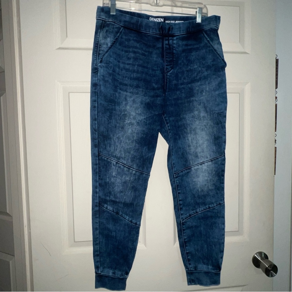 Levi's High Rise Blue Jeans for Women